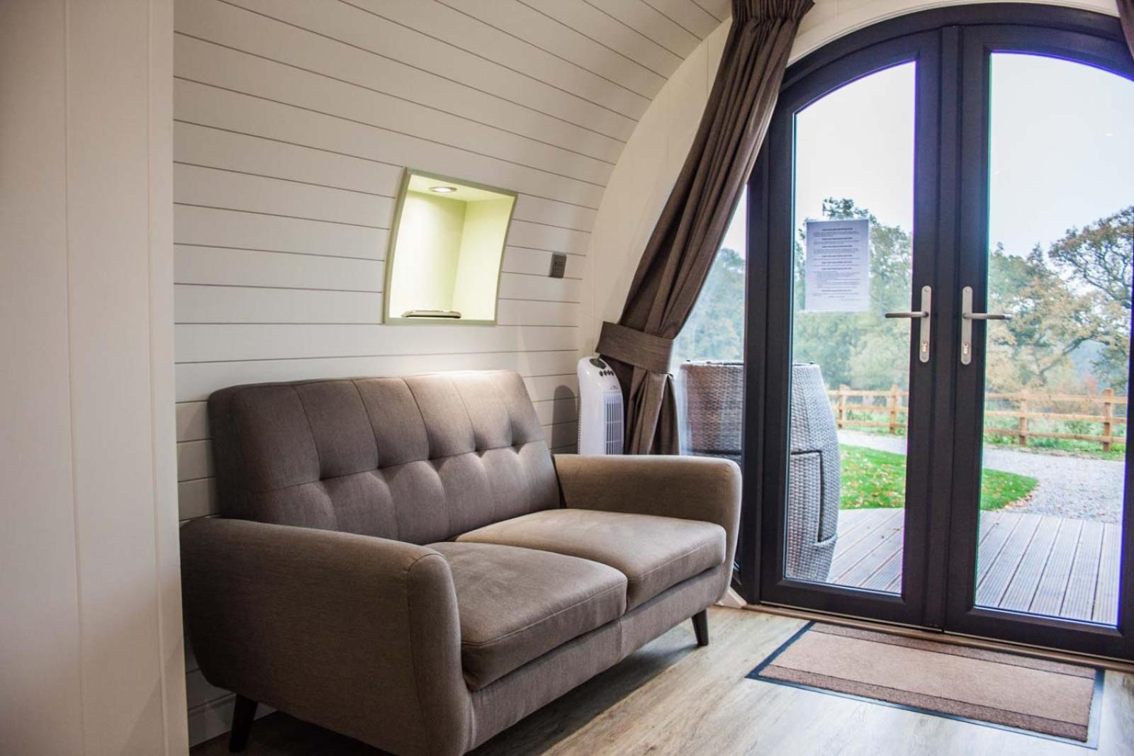 High Oaks Grange - Glamping Hotel Pickering Szoba fotó